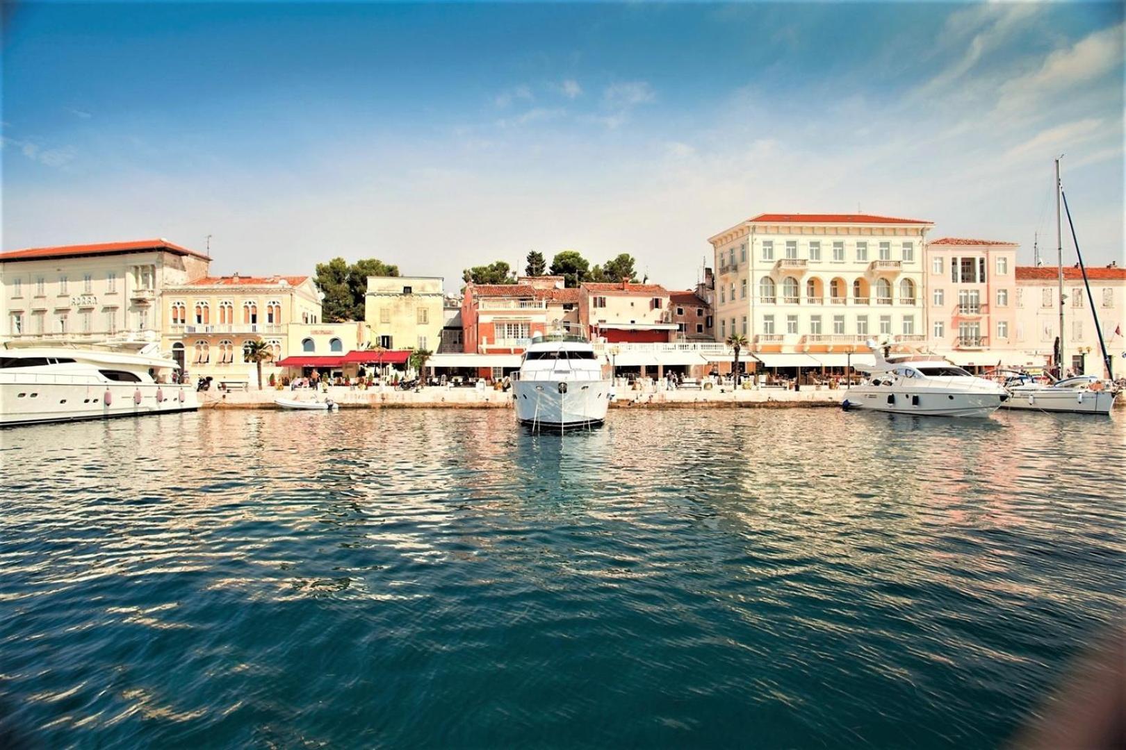 Hotel App. Fiorela Poreč Exteriér fotografie